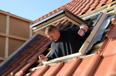 Pose de fenêtres de toit Velux à Saint-Chels